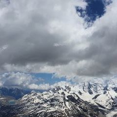 Flugwegposition um 12:55:28: Aufgenommen in der Nähe von Maloja, Schweiz in 3351 Meter